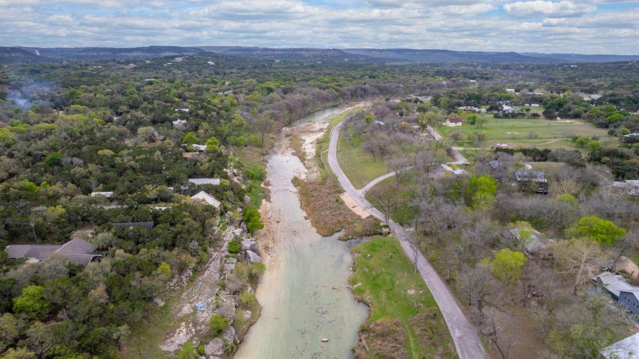New! The Yellow Door- Downtown Wimberley W/ River Access 외부 사진